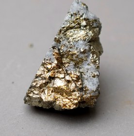 تصویر سنگ طبیعی پیریت 