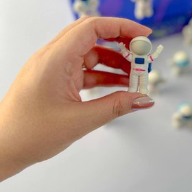 تصویر پاکن جوایزی فضانورد 