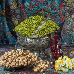 تصویر آبنبات پسته 300 گرمی شیرینی سنتی 