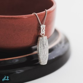 تصویر آویز منشور کوروش 