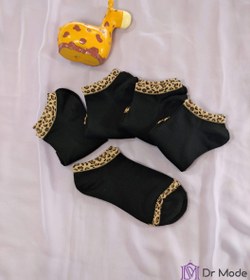 تصویر جوراب مچی زنانه لب و پنجه پلنگی Women's ankle socks with leopard lips and paws