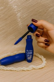 تصویر ریمل فانتزی رنگ آبی 