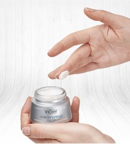 تصویر Vichy کرم مراقبت روزانه ضد چروک لیفت‌اکتیو سوپریم برای پوست خشک 50 میلی‌لیتر 