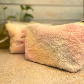 تصویر کیف آرایشی کیوت طرح گربه پشمالو 