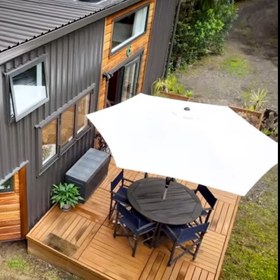 تصویر چتر سه متر پایه وسط 