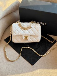 تصویر کیف زنانه برند شنل مرواریدی CHANEL