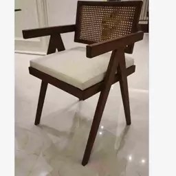 تصویر صندلی حصیری 