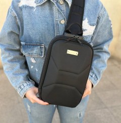 تصویر کیف کراس بادی مارال مدل BB182 با جنس برزنت 