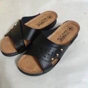 تصویر دمپایی زنانه مدل صدف سایزبندی استاندارد چرم مشکی 