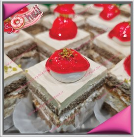 تصویر شیرینی تر برشی ساده 