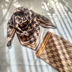 تصویر روسری پاییزه پشمی نازک - مشکی قهوه‌ای 