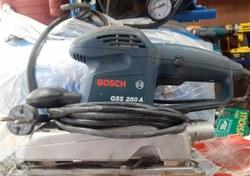 تصویر سنباده لرزان تخت مستطیلی بوش آلمان اصلی مدل BOSCH GSS 280 A در حد نو 