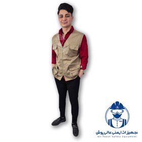 تصویر جلیقه خبرنگاری 