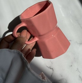 تصویر موکاپات صورتی 