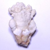 تصویر آراگونیت سفید توپی فرم خاص 