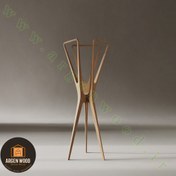 تصویر چوب لباسی ایستاده طرح کین 