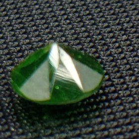 تصویر جواهر دمانتوئید D76 