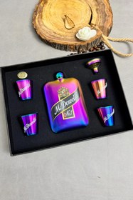 تصویر هیپفلاسک og مدل فیلیپینی 