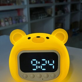 تصویر ساعت دیجیتال و چراغ خواب شارژی 