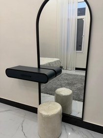 تصویر آینه کنسول کارلو 