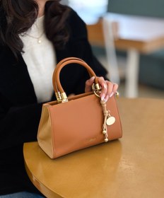 تصویر کیف زنانه وارداتی کریس بلا - مشکی 