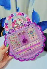 تصویر پک هدیه ناخن مصنوعی،لاک، برچسب و نگین کرومی - طرح سانریو 