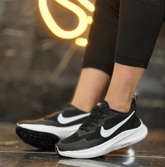 تصویر کفش کتونی اسپرت ورزشی نایک زوم (Nike Zoom) زنانه و دخترانه رنگ مشکی 