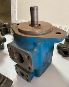 تصویر قطعات هیدرولیک برقی ( نو - کارکرده ) hydraulic parts ( pump - valve )