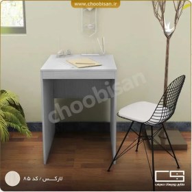 تصویر میز تحریر MDF ساده 