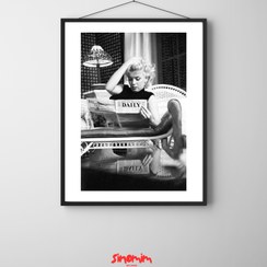 تصویر تابلو مرلین مونرو - 20x20cm / چوب تیره عرض ۳ سانتی‌متر 