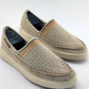 تصویر گیوه طرح‌دار کرم مردانه کد 017 با نخ پنبه 