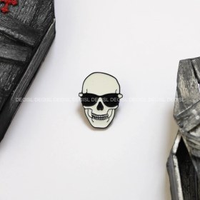 تصویر پین جمجمه - کد559 