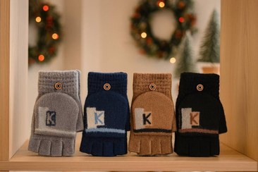 تصویر دستکش نیمه انگشت اسپرت وارداتی - طوسی 