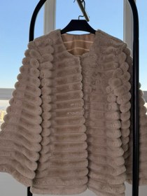 تصویر کت پوست نرم-استایل شبک مناسب زمستان 