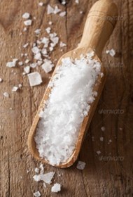 تصویر نمک‌ رنگی نمک سفید کریستالی جهرم 