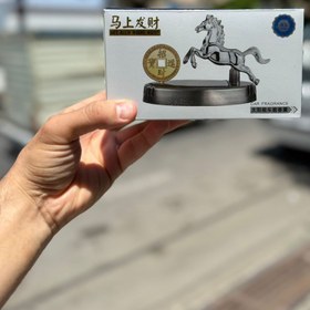 تصویر خوشبوکننده خورشیدی خودرو مدل Horse خوشبوکننده خورشیدی خودرو مدل Horse