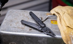 تصویر لدرمن سرج - ابزار چند کاره Leatherman Surge - Black 