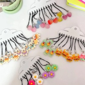 تصویر آویز فلش و گوشی 