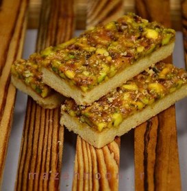 تصویر شیرینی عسلی پسته ای 