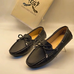 تصویر فروشگاه گلچین بزرگ پا