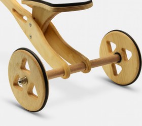 تصویر سه چرخه چوبی 