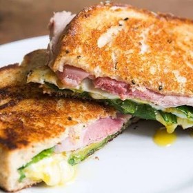 تصویر اسنک بیکن 