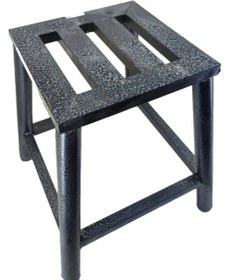 تصویر چهارپایه فلزی 