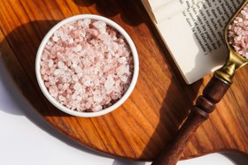 تصویر نمک صورتی 