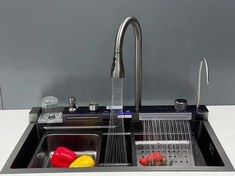 تصویر سینک ظرفشویی آبشاری مشکی مدل پیانویی 4 کلید گرید A 