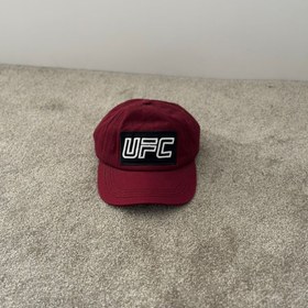 تصویر کلاه بیسبالی پشت سگکی 