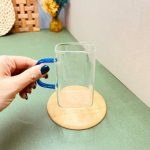 تصویر لیوان پیرکس مربع دسته رنگی 