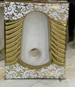 تصویر سنگ توالت سفید طلایی ریم بسته 