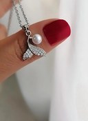 تصویر گردنبند دم وال و مروارید 