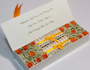 تصویر باکس گل و اسکناس 